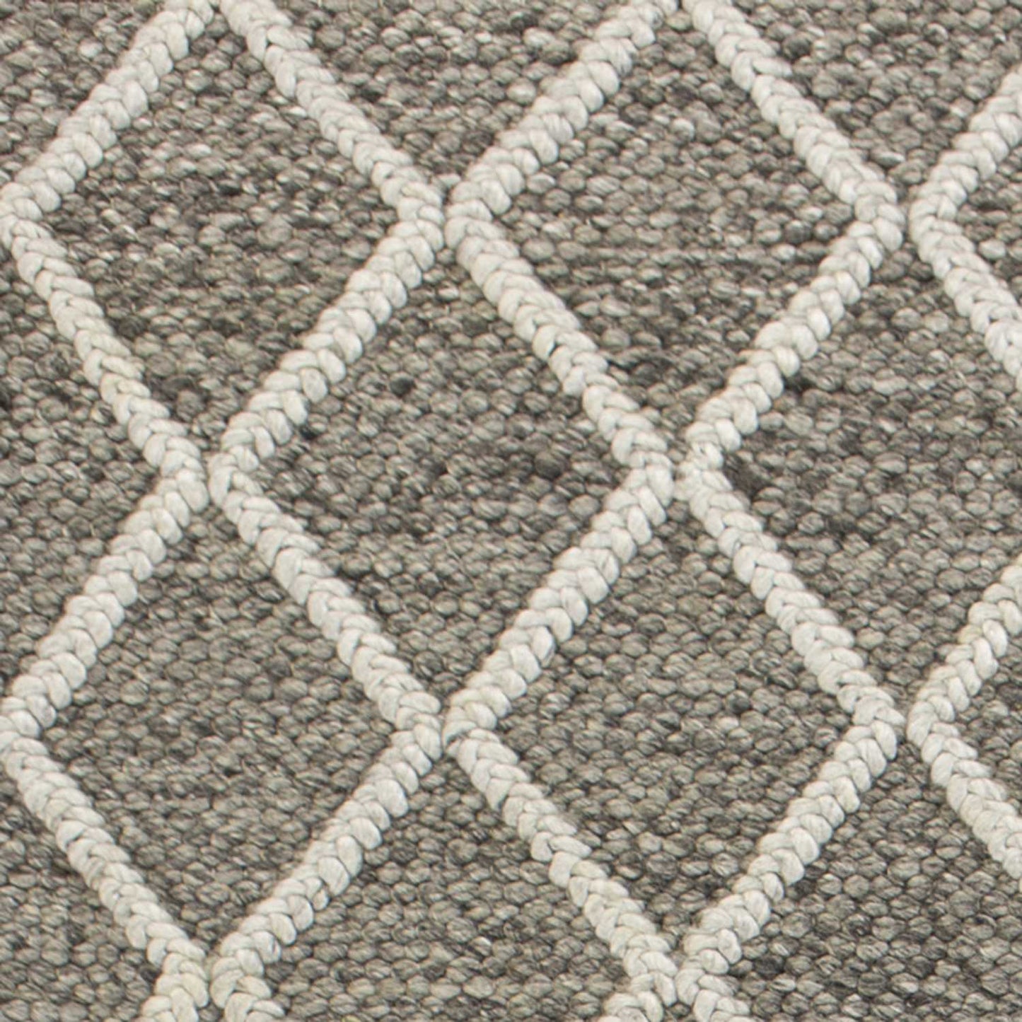 5' X 7' Dark Gray and Ivory Wool Diamond Hand Woven Berber Area Rug - Homeroots - Flyclothing LLC