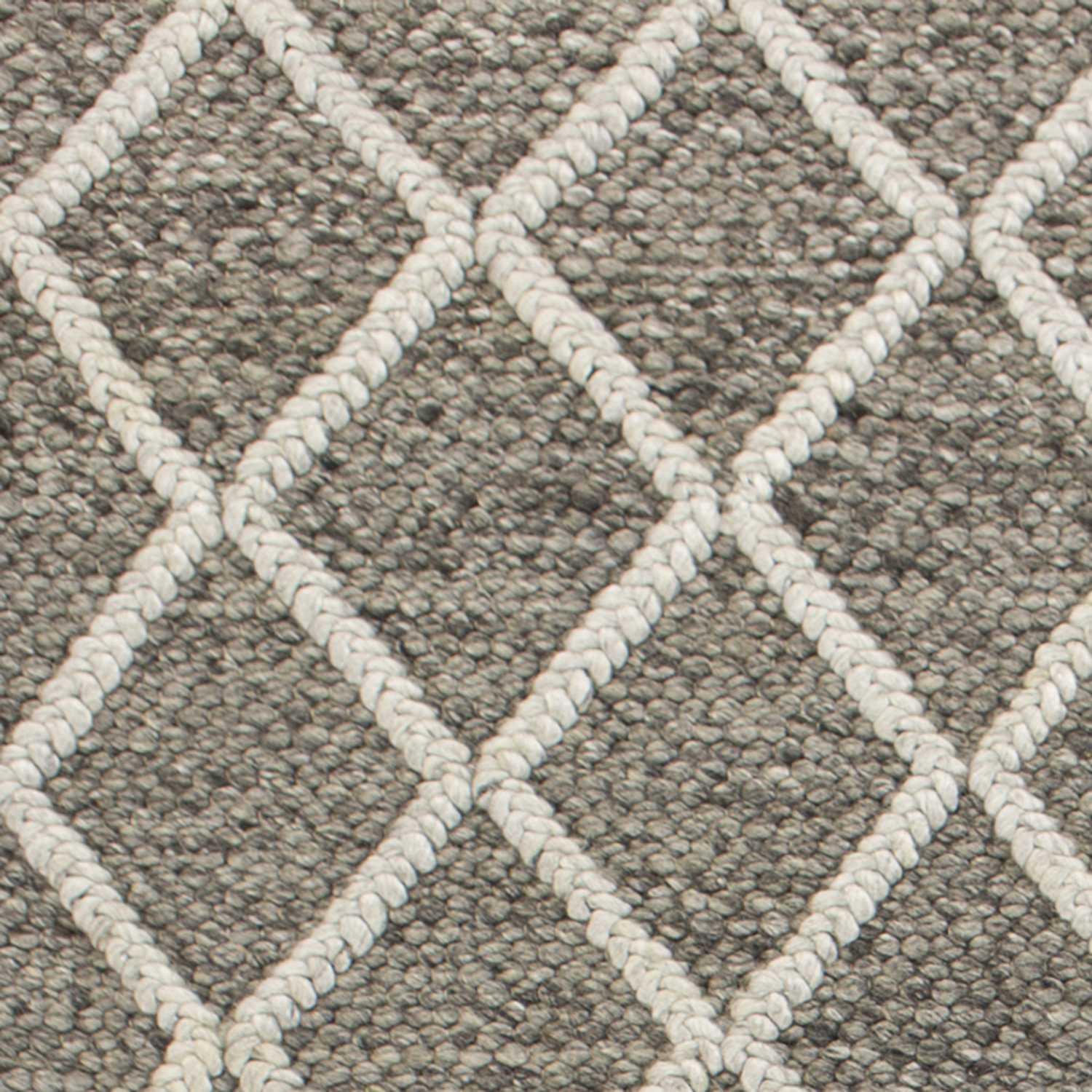5' X 7' Dark Gray and Ivory Wool Diamond Hand Woven Berber Area Rug - Homeroots - Flyclothing LLC