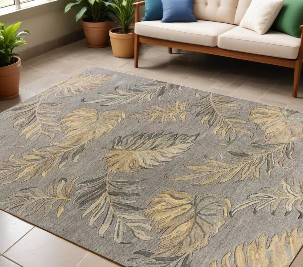 5' X 8' Grey Hand Tufted Tropical Palms Indoor Area Rug - Homeroots