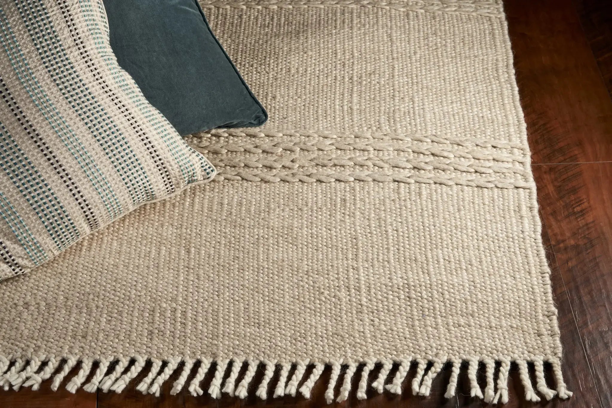 7' X 9' Wool Natural Area Rug - Homeroots - Flyclothing LLC