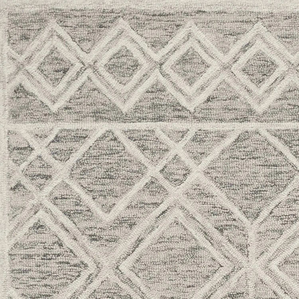 9' X 12' Sand Beige Hand Tufted Diamond Pattern Indoor Area Rug - Homeroots - Flyclothing LLC