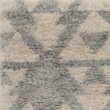 5' X 8' Ivory Or Grey Geometric Triangle Indoor Area Rug - Homeroots