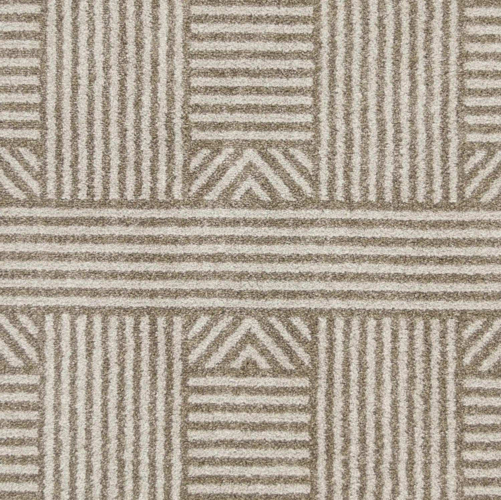 7' X 9' Beige and Ivory Geometric Indoor Outdoor Area Rug - Homeroots - Flyclothing LLC