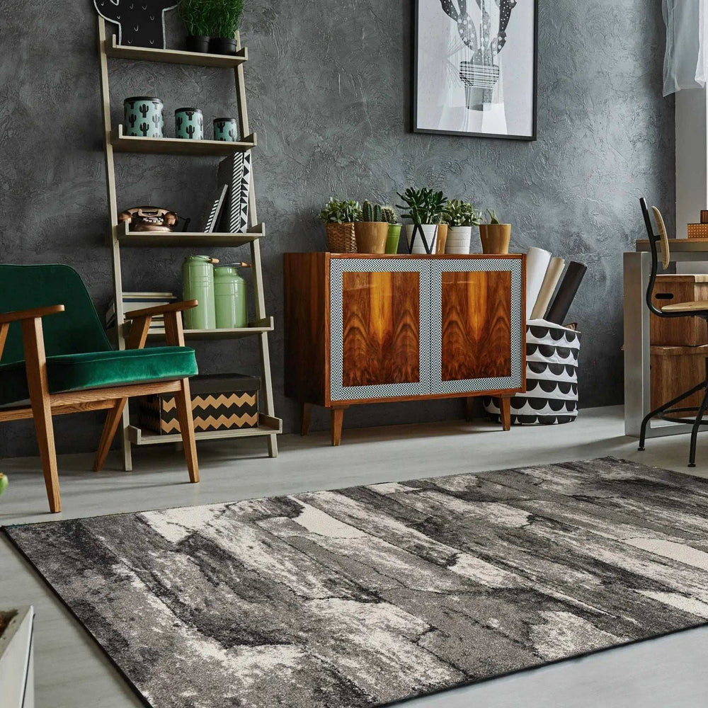 5' X 8' Gray Abstract Area Rug - Homeroots - Flyclothing LLC