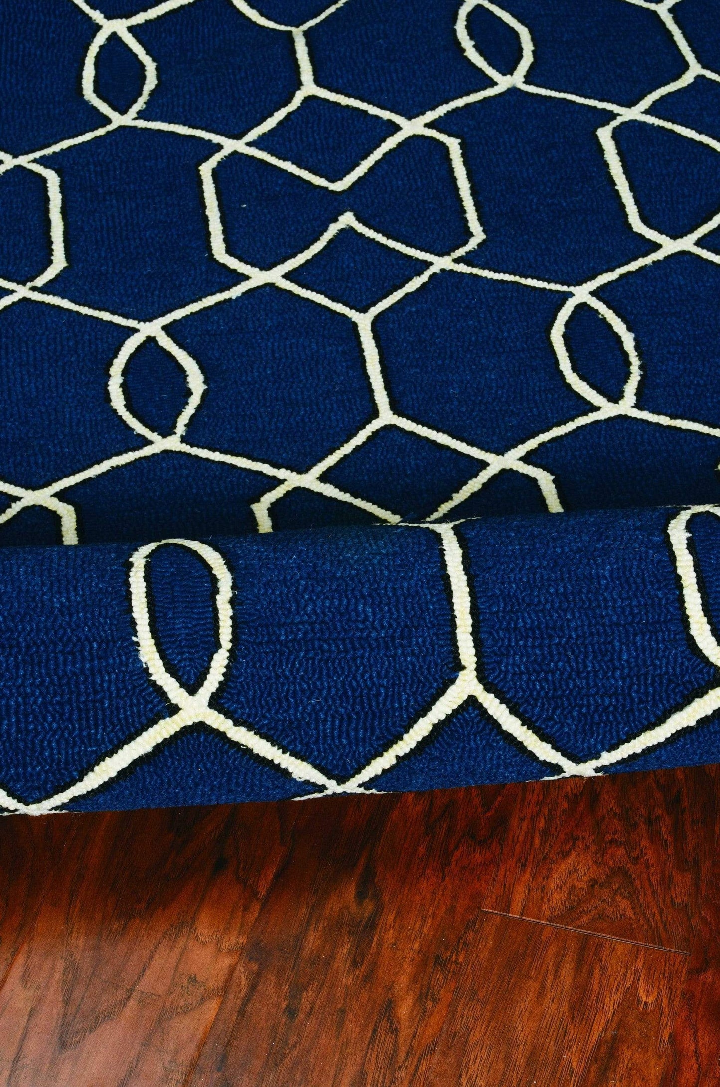 5' X 7' Navy Blue Geometric Hand Hooked Area Rug - Homeroots - Flyclothing LLC