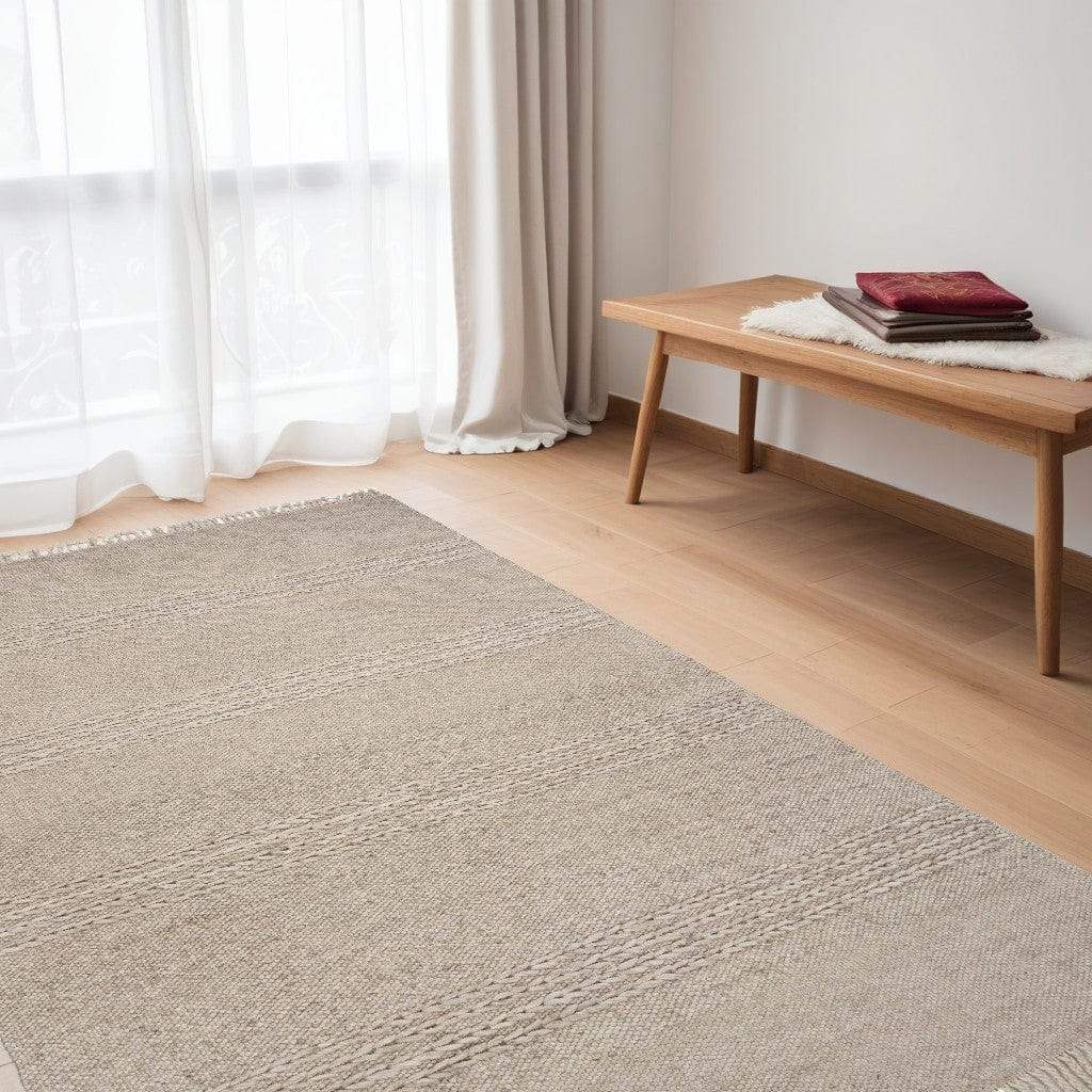 5' X 8' Natural Plain Wool Indoor Area Rug With Fringe - Homeroots - Flyclothing LLC