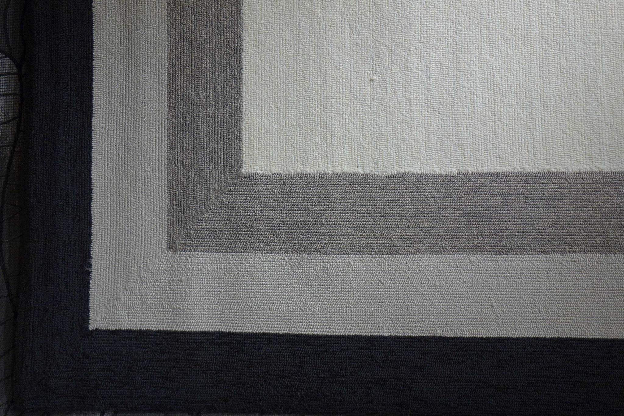 2' X 3' Charcoal Hand Hooked Area Rug - Homeroots - Flyclothing LLC