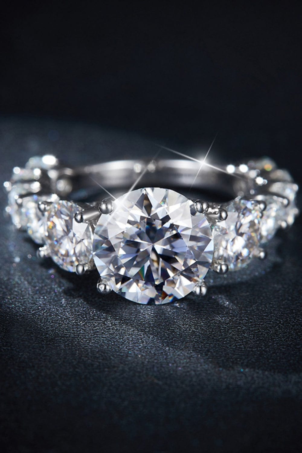 8 Carat Moissanite 925 Sterling Silver Ring - Trendsi