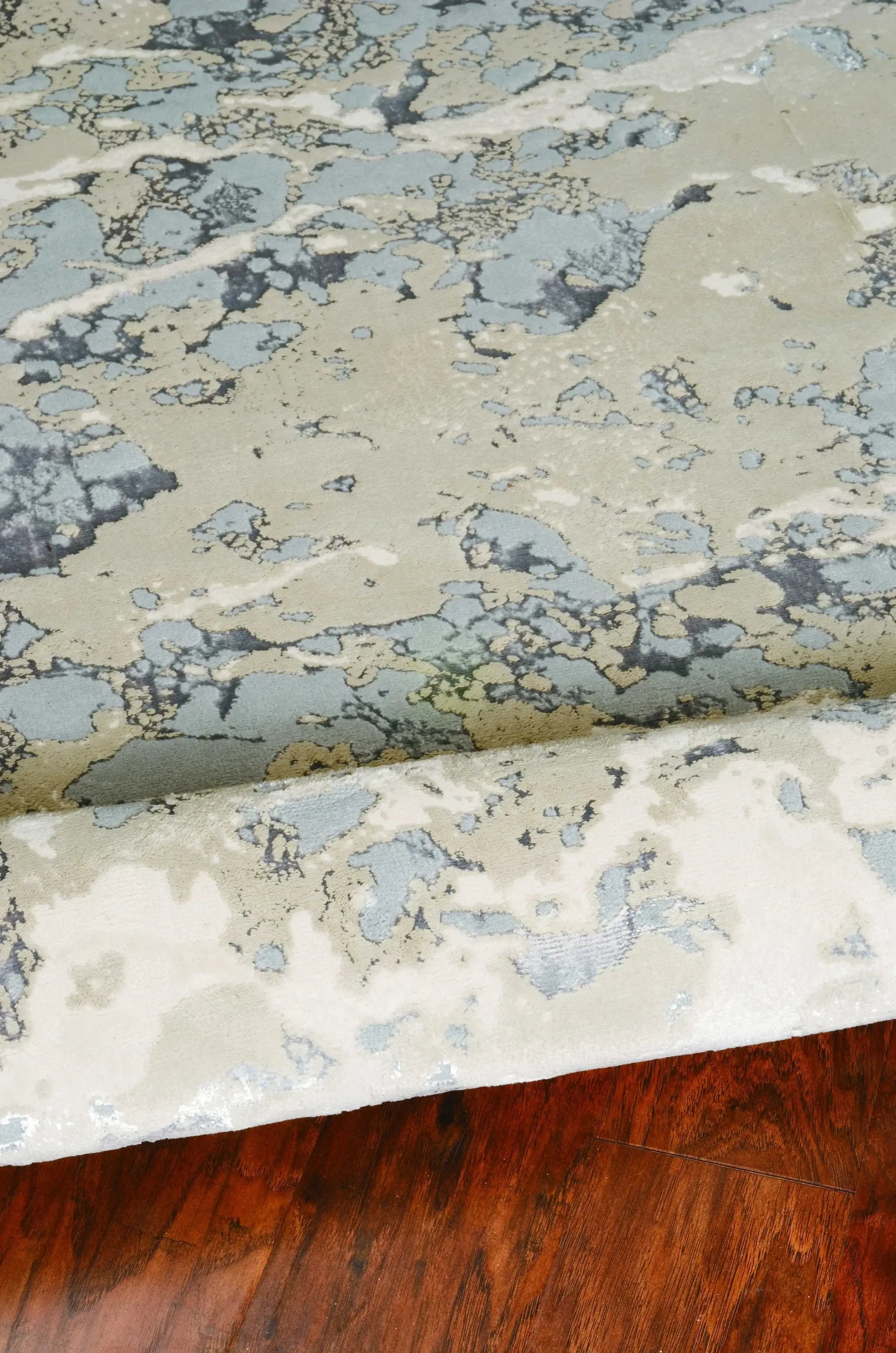 3' X 5' Sand Abstract Area Rug - Homeroots - Flyclothing LLC