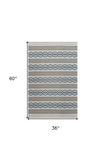 3' X 5' Ivory Hand Hooked Area Rug - Homeroots