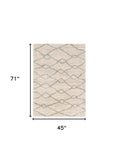 4' X 6' Ivory Grey Machine Woven Chain Link Indoor Area Rug - Homeroots - Flyclothing LLC