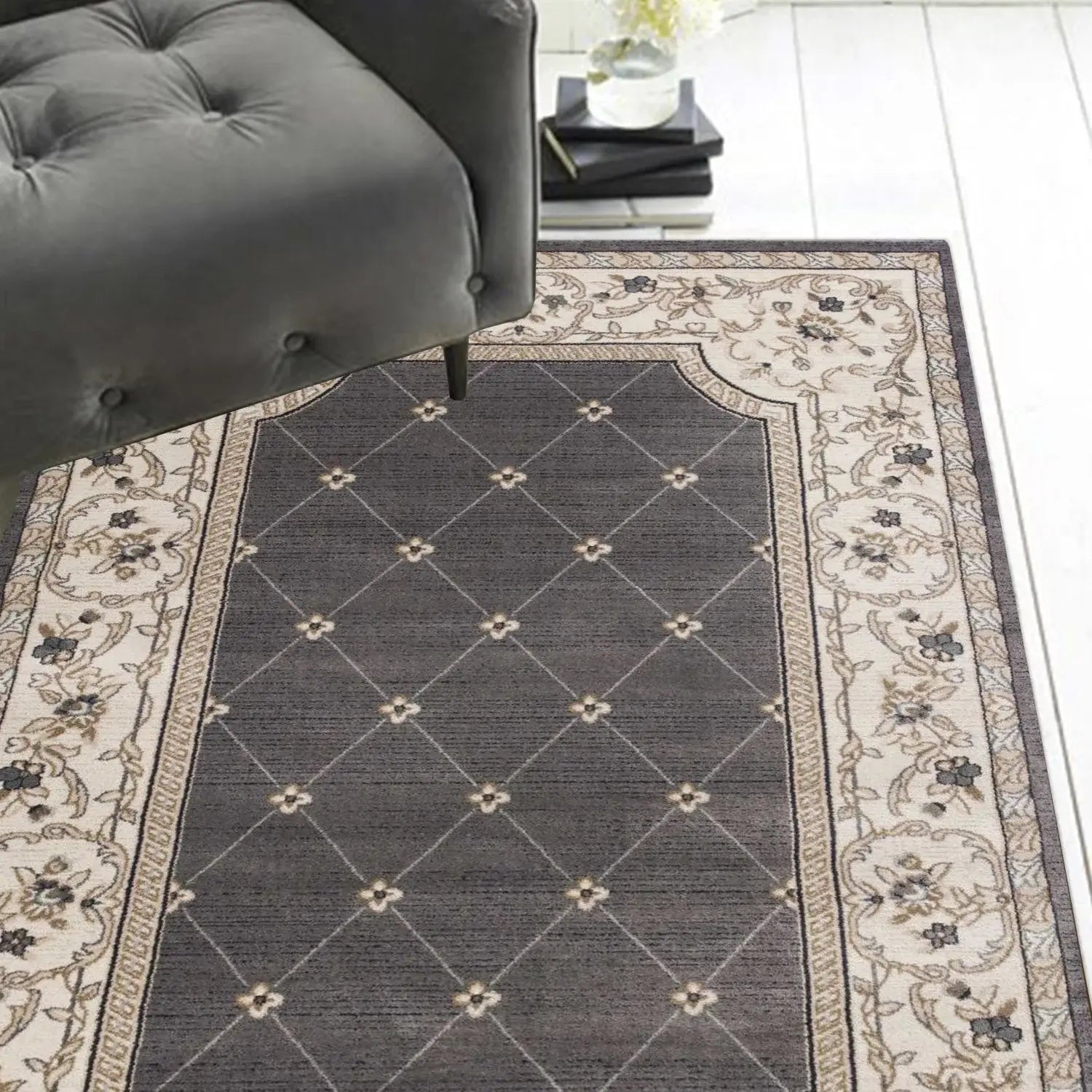 5' X 8' Grey Ivory Bordered Floral Indoor Area Rug - Homeroots - Flyclothing LLC