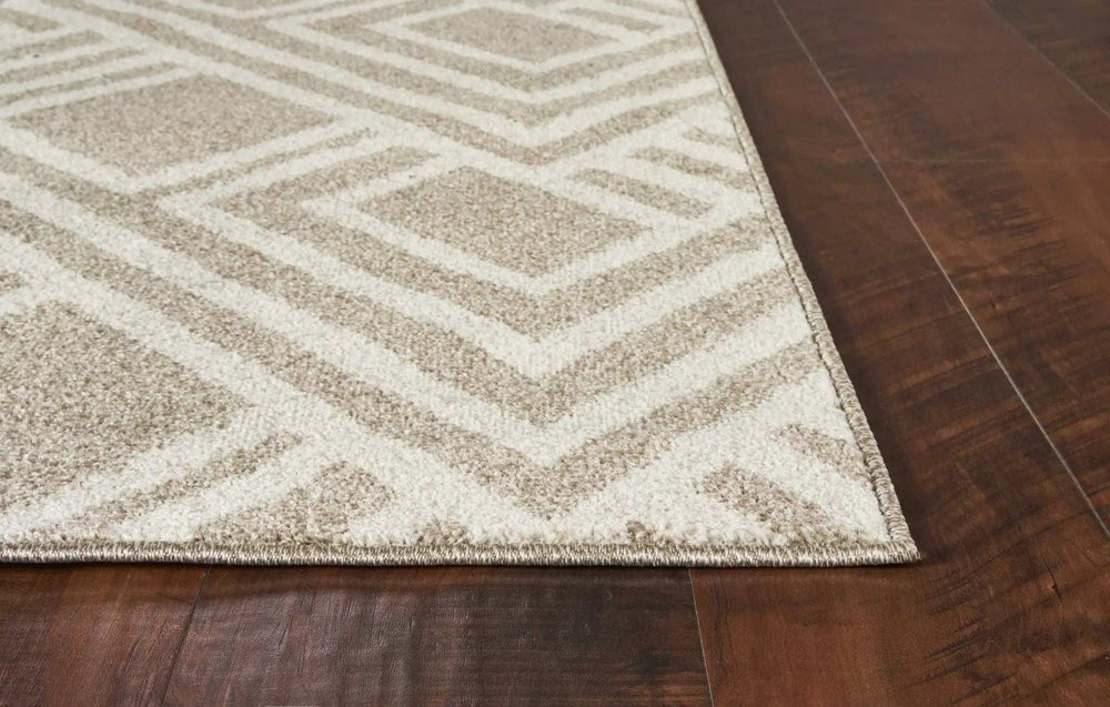 5' X 8' Beige Geometric Indoor Outdoor Area Rug - Homeroots - Flyclothing LLC