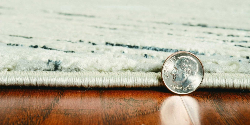 7' X 10' Silver Grey Machine Woven Abstract Brushstroke Indoor Area Rug - Homeroots - Flyclothing LLC