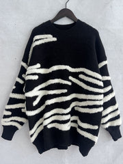 Contrast Round Neck Long Sleeve Sweater - Trendsi