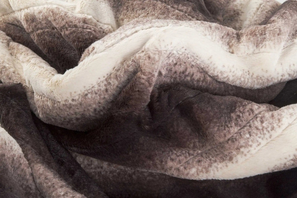 50" X 60" Brown And White Modern Contemporary Heated Throw Blankets - Homeroots - Flyclothing LLC