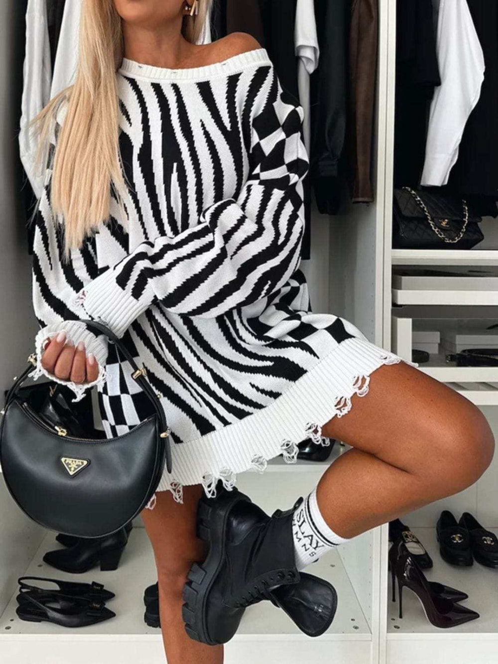 Contrast Round Neck Long Sleeve Oversize Sweater - Trendsi - Flyclothing LLC