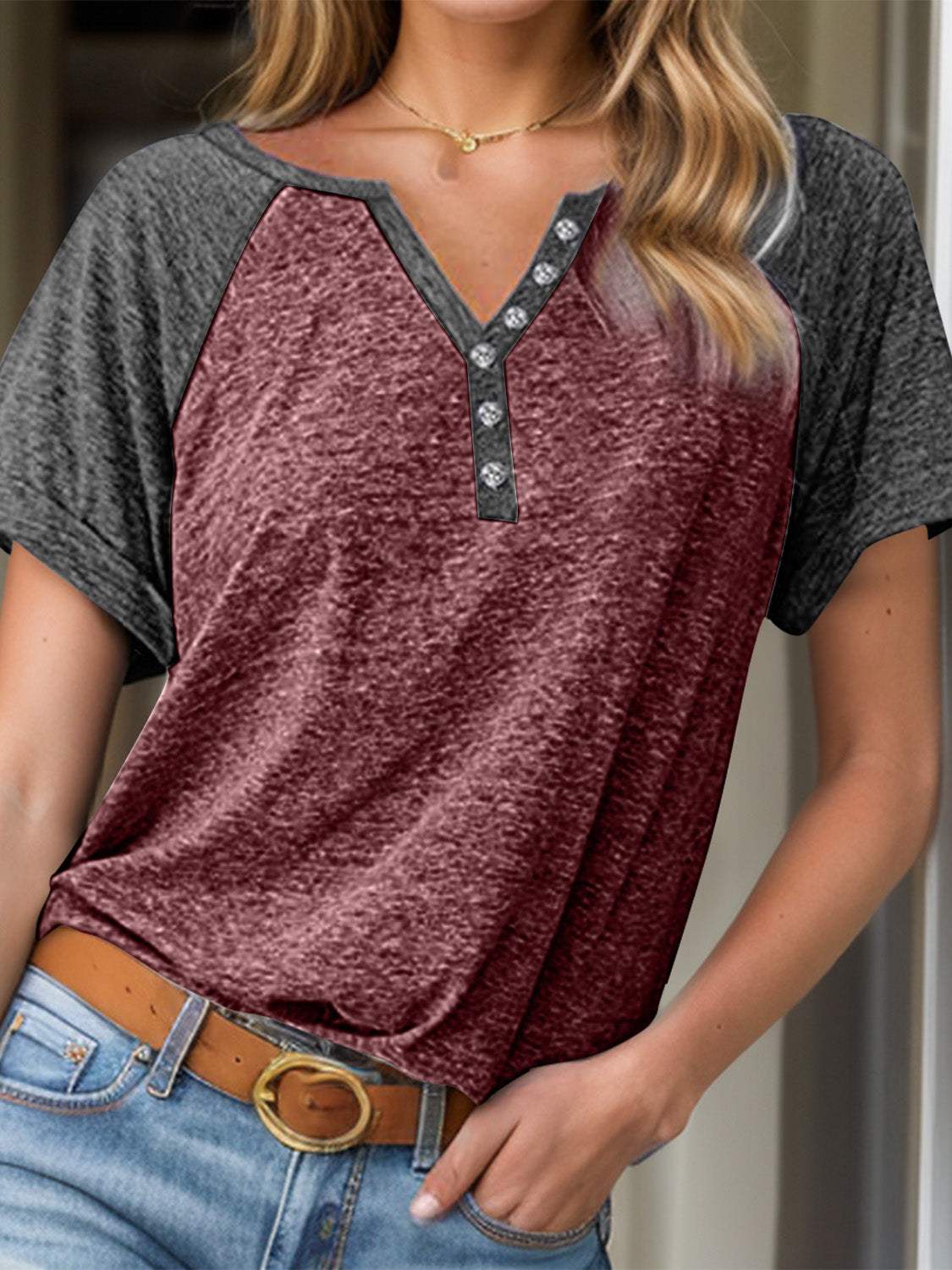Contrast Notched Short Sleeve T-Shirt - Trendsi - Flyclothing LLC