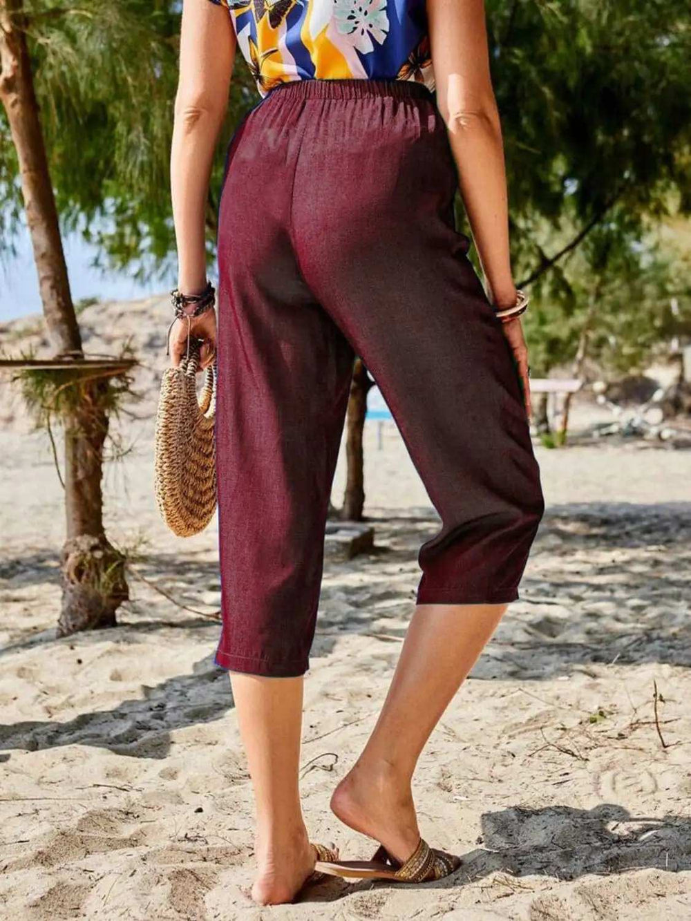Pocketed Elastic Waist Capris - Trendsi - Flyclothing LLC