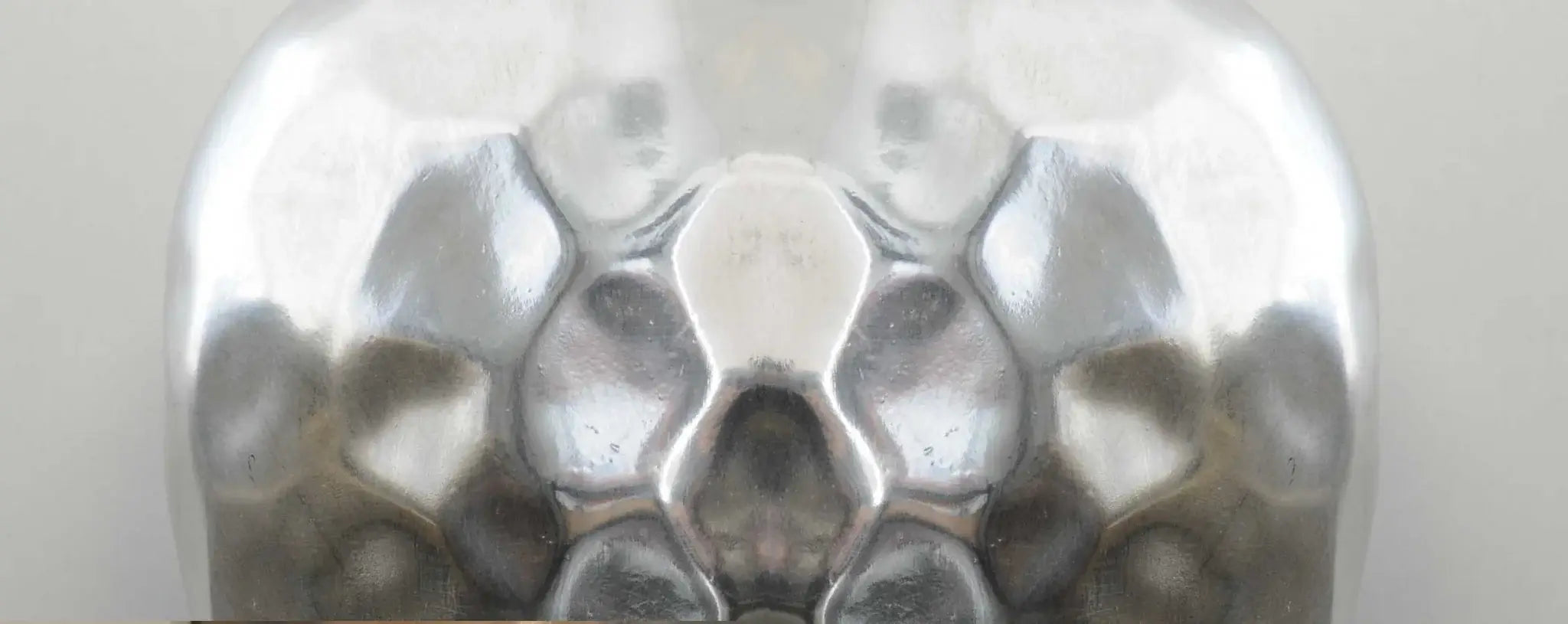 Delicious Hammered Finish Apple Statue - Homeroots - Flyclothing LLC