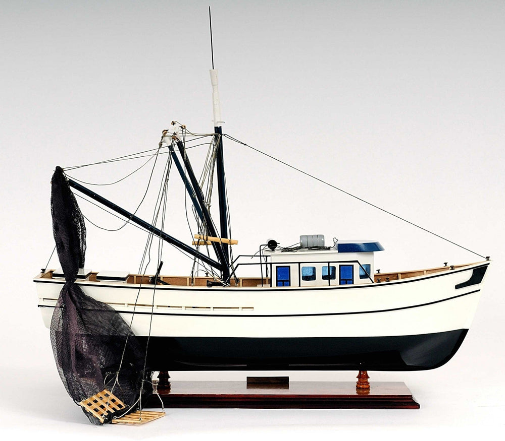 13.5" X 25" X 22" Shrimp Boat - Homeroots
