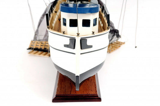13.5" X 25" X 22" Shrimp Boat - Homeroots