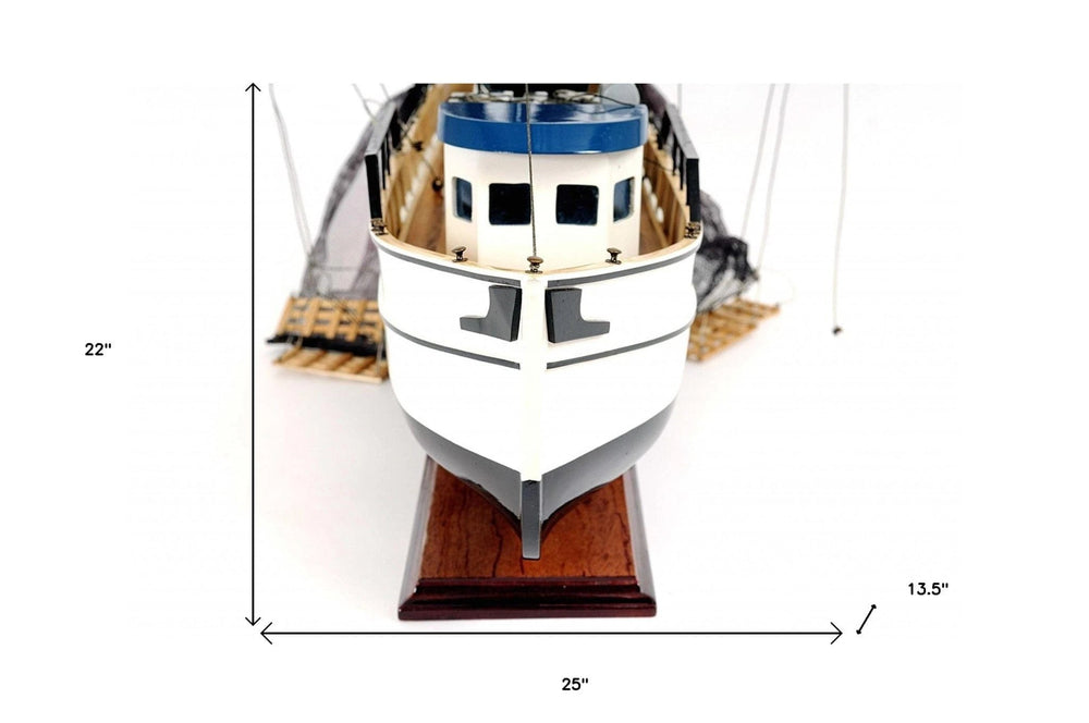 13.5" X 25" X 22" Shrimp Boat - Homeroots