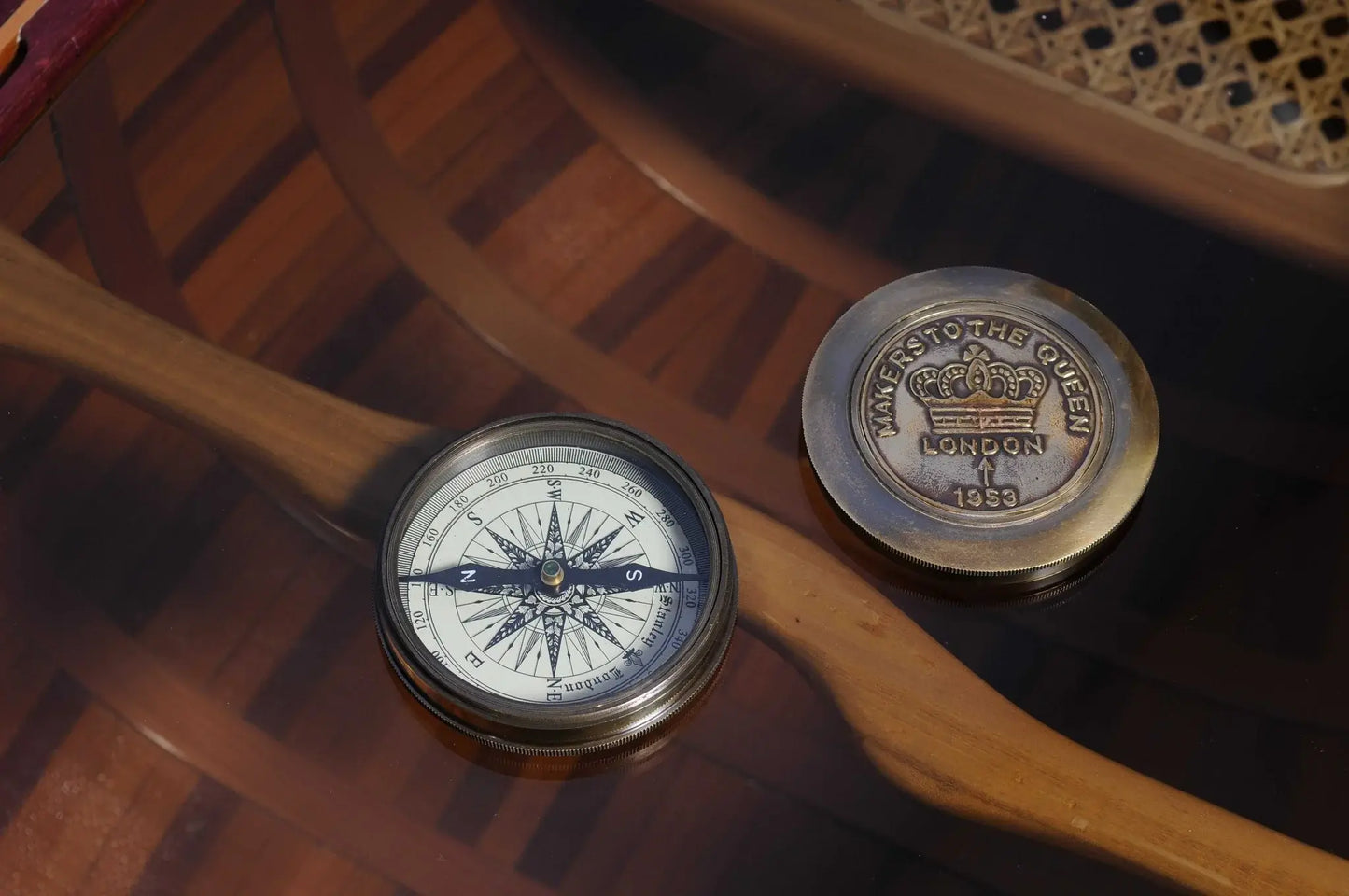 Brass Makers To The Queen Compass With Leather Case - Homeroots - Flyclothing LLC