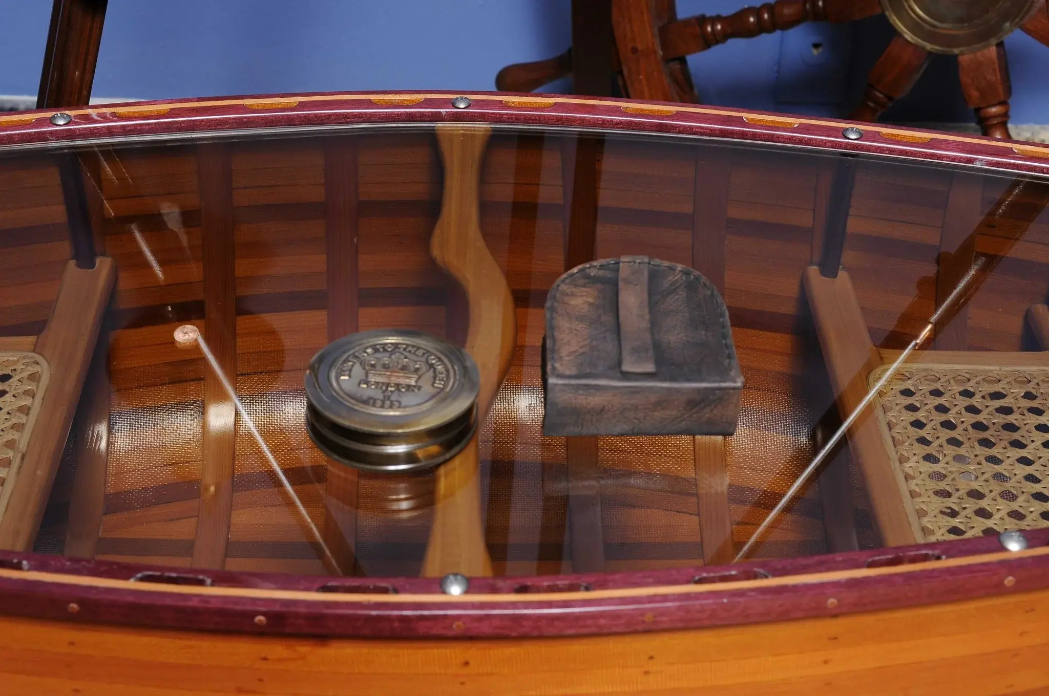 Brass Makers To The Queen Compass With Leather Case - Homeroots - Flyclothing LLC