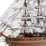 12" X 34" X 27.5" Cutty Sark - Homeroots