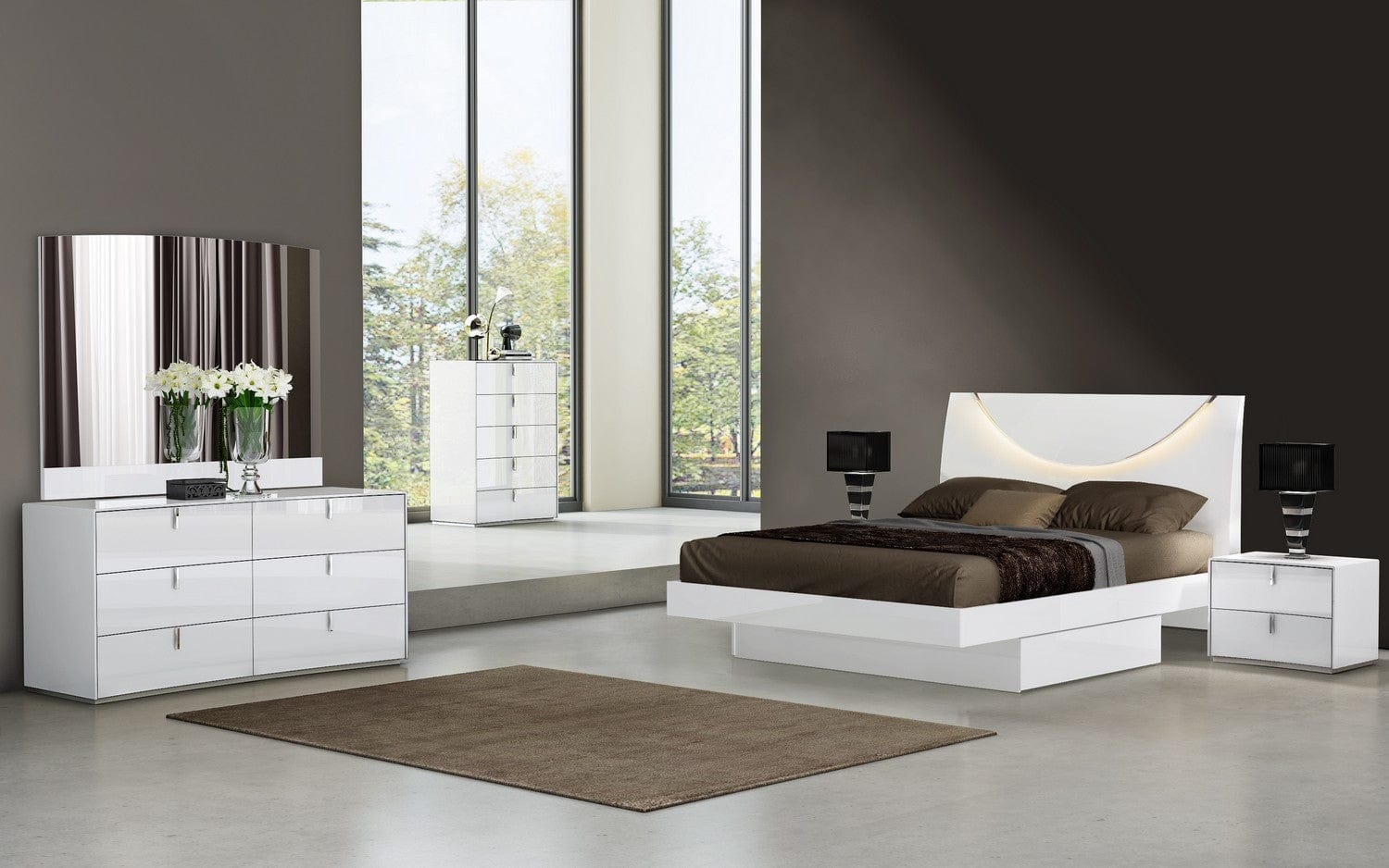 62" X 19" X 30" White Dresser - Homeroots - Flyclothing LLC