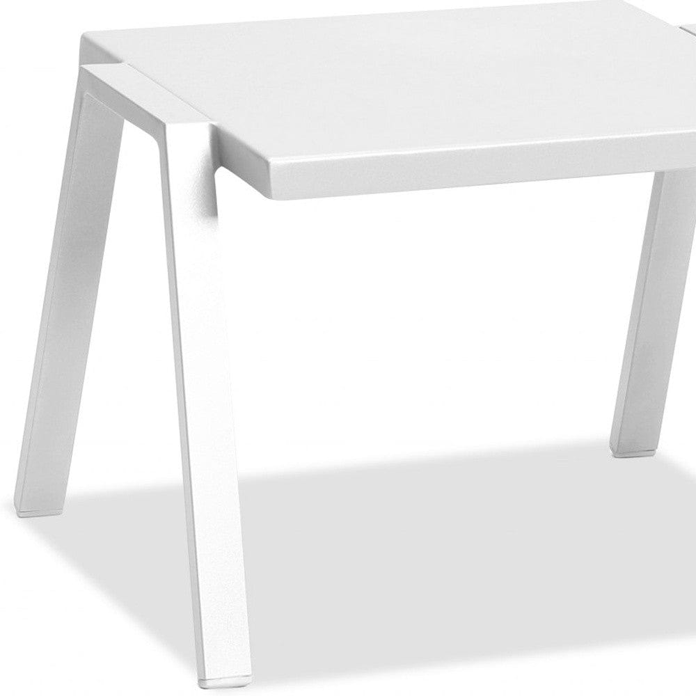 16" White Aluminum End Table - Homeroots - Flyclothing LLC