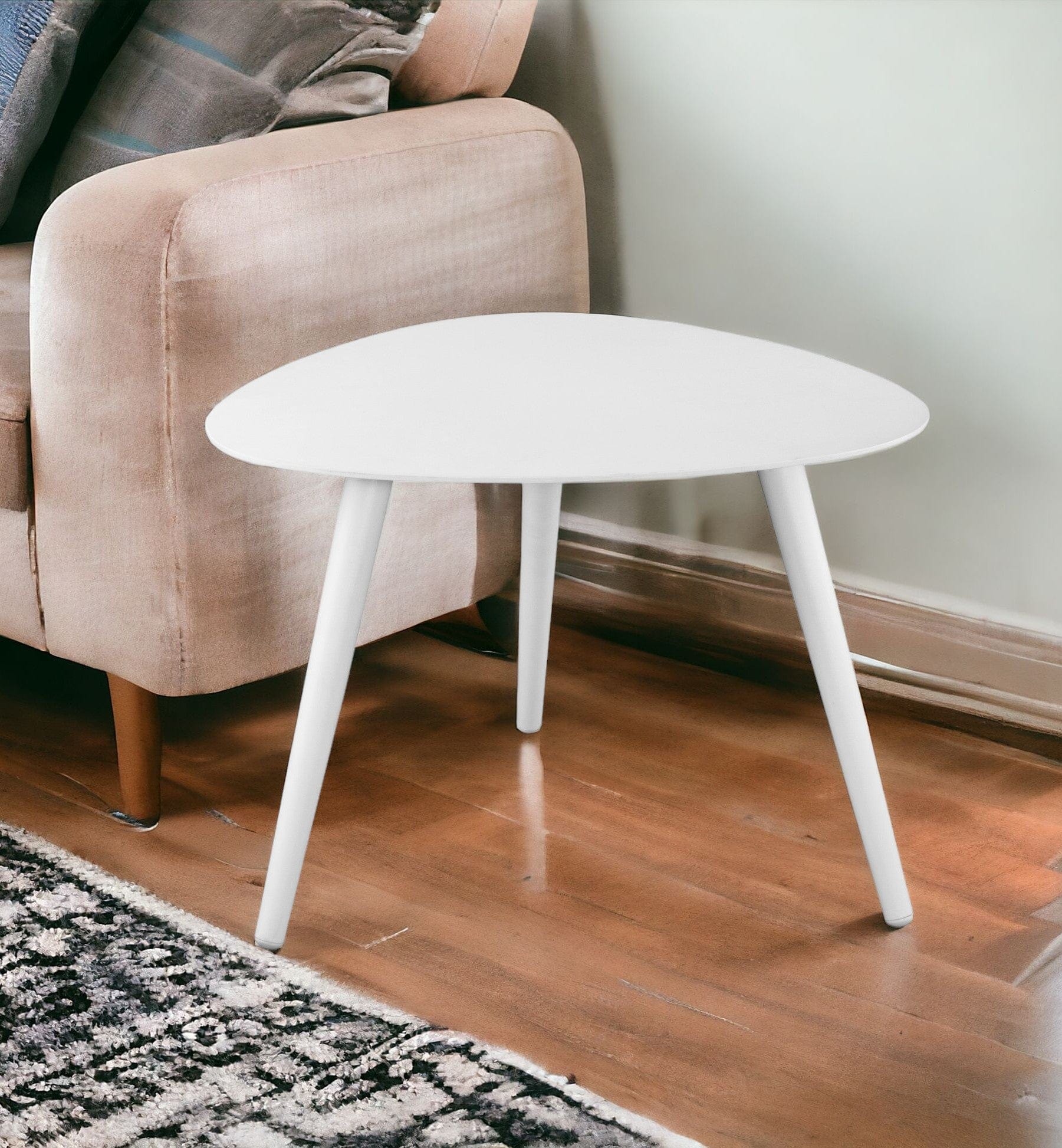 16" White Aluminum End Table - Homeroots - Flyclothing LLC