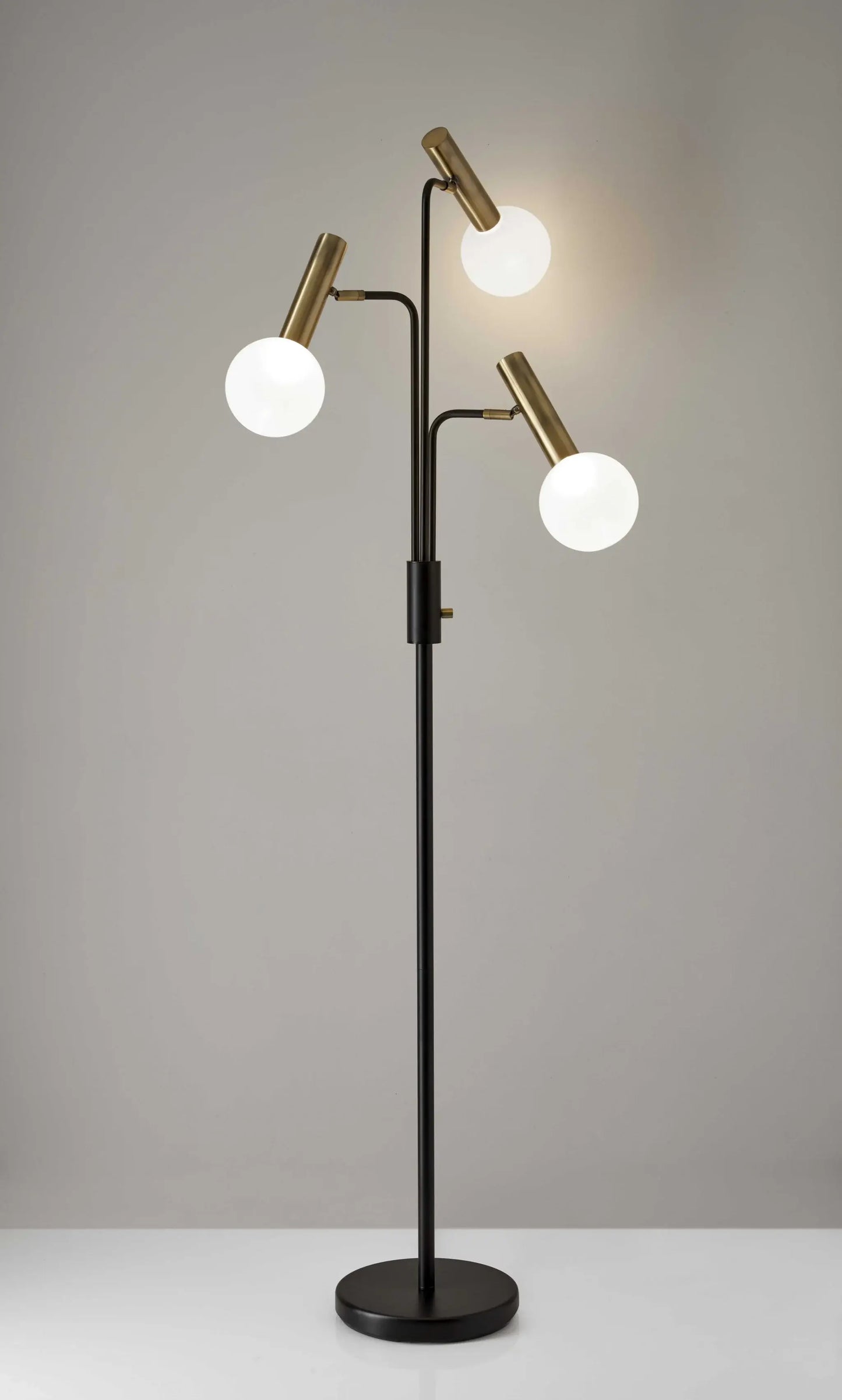 70" Black Three Light Novelty Floor Lamp - Homeroots - Flyclothing LLC