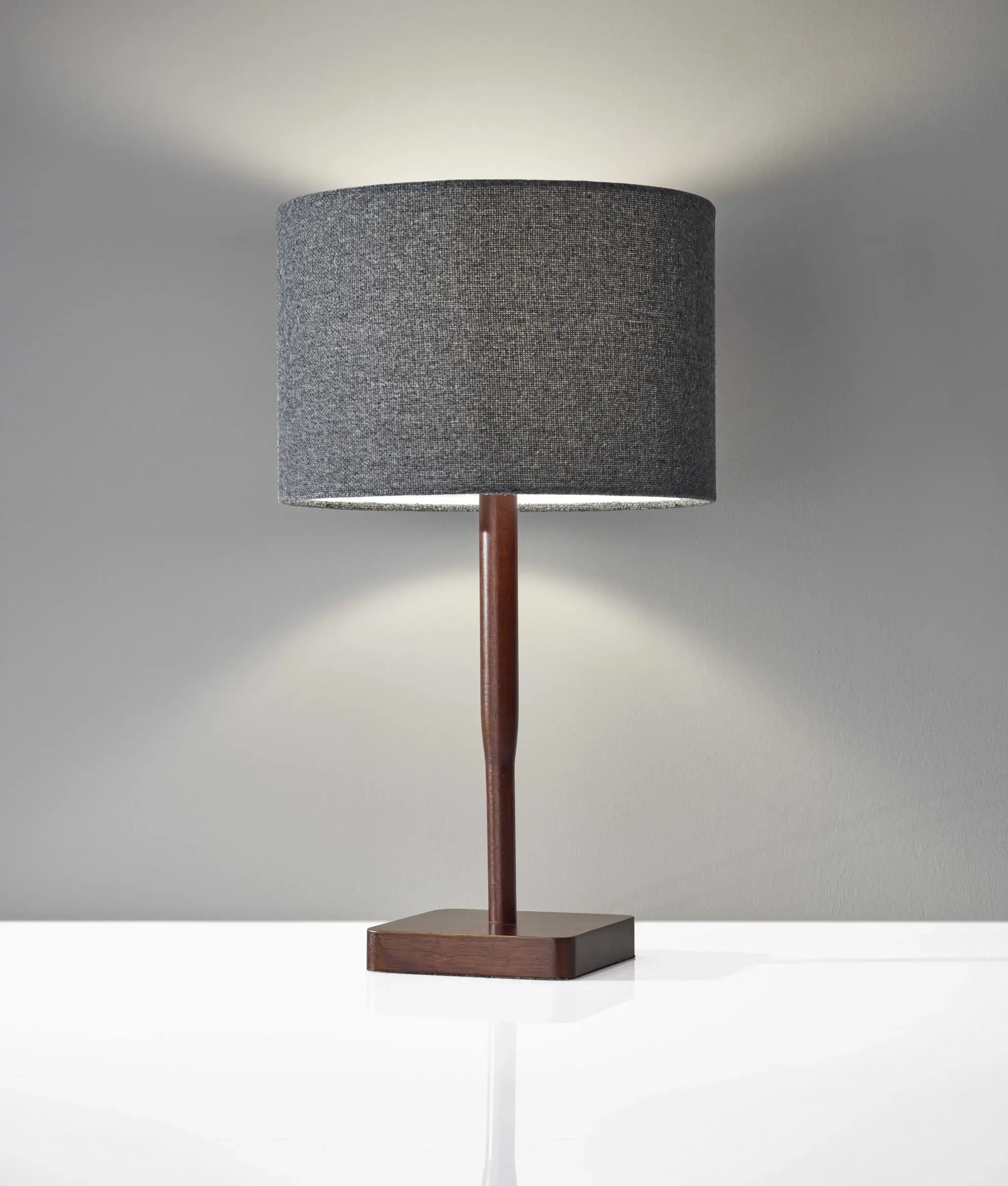Cozy Cabin Walnut Wood Finish Table Lamp - Homeroots - Flyclothing LLC