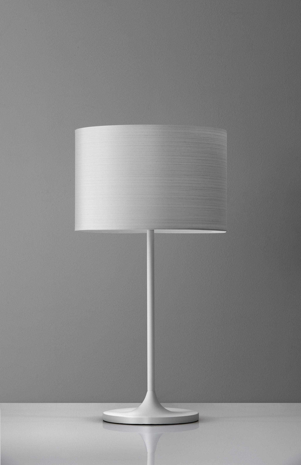White On White Metal Table Lamp - Homeroots - Flyclothing LLC