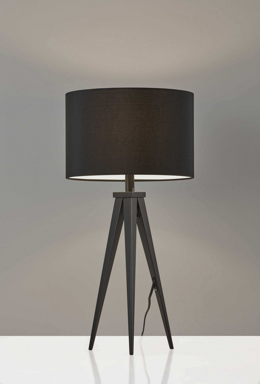 Treble Black Metal Table Lamp - Homeroots - Flyclothing LLC