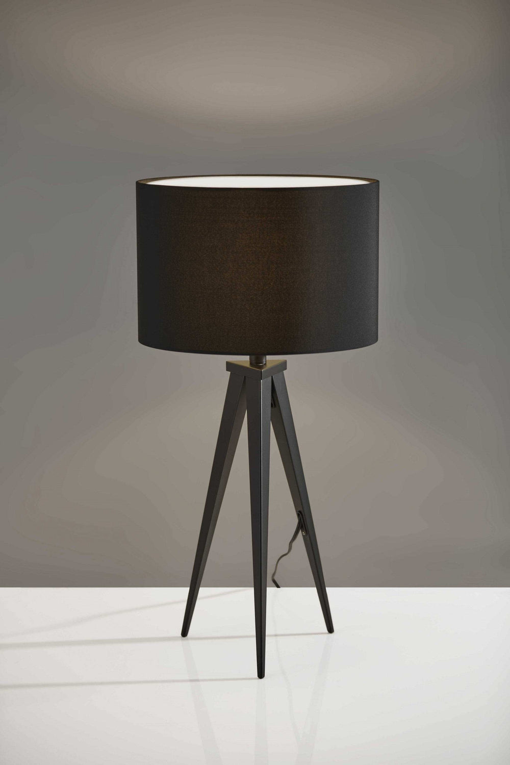 Treble Black Metal Table Lamp - Homeroots - Flyclothing LLC