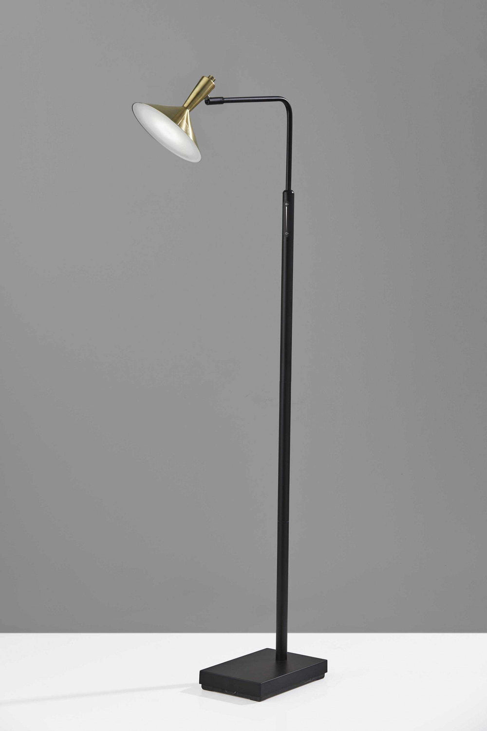 Adjustable Brass Spotlight Led Floor Lamp In Black Metal - Homeroots - Flyclothing LLC