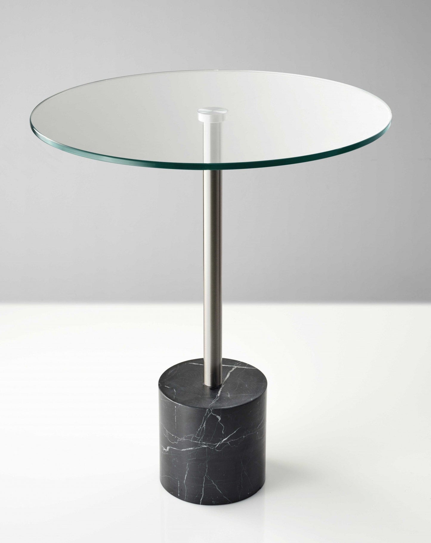 21" Silver And Clear Glass Round End Table - Homeroots - Flyclothing LLC