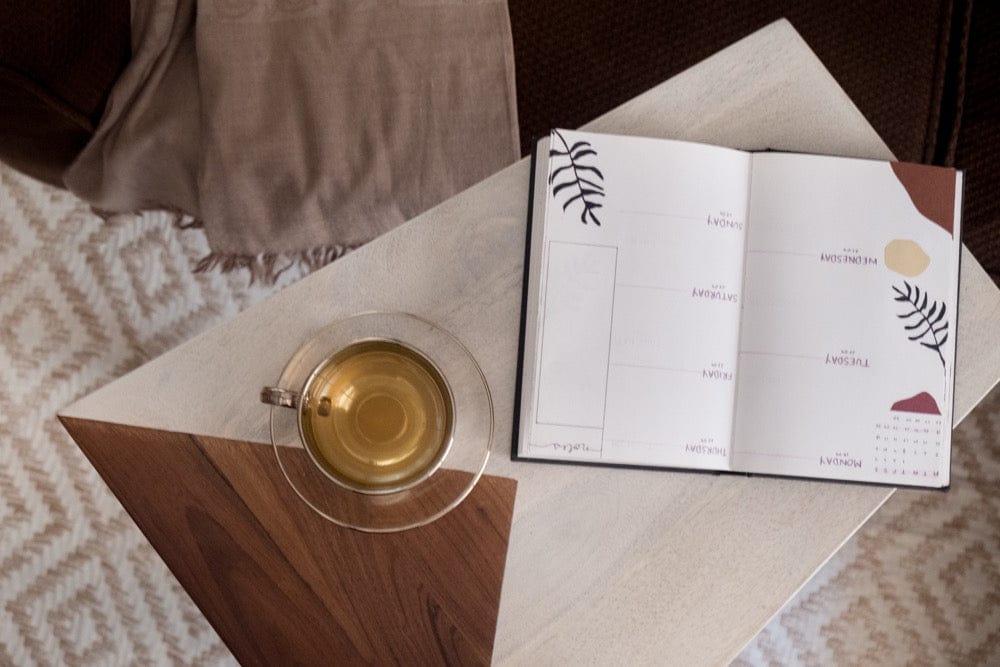 28" Black And Brown Solid Wood End Table - Homeroots - Flyclothing LLC