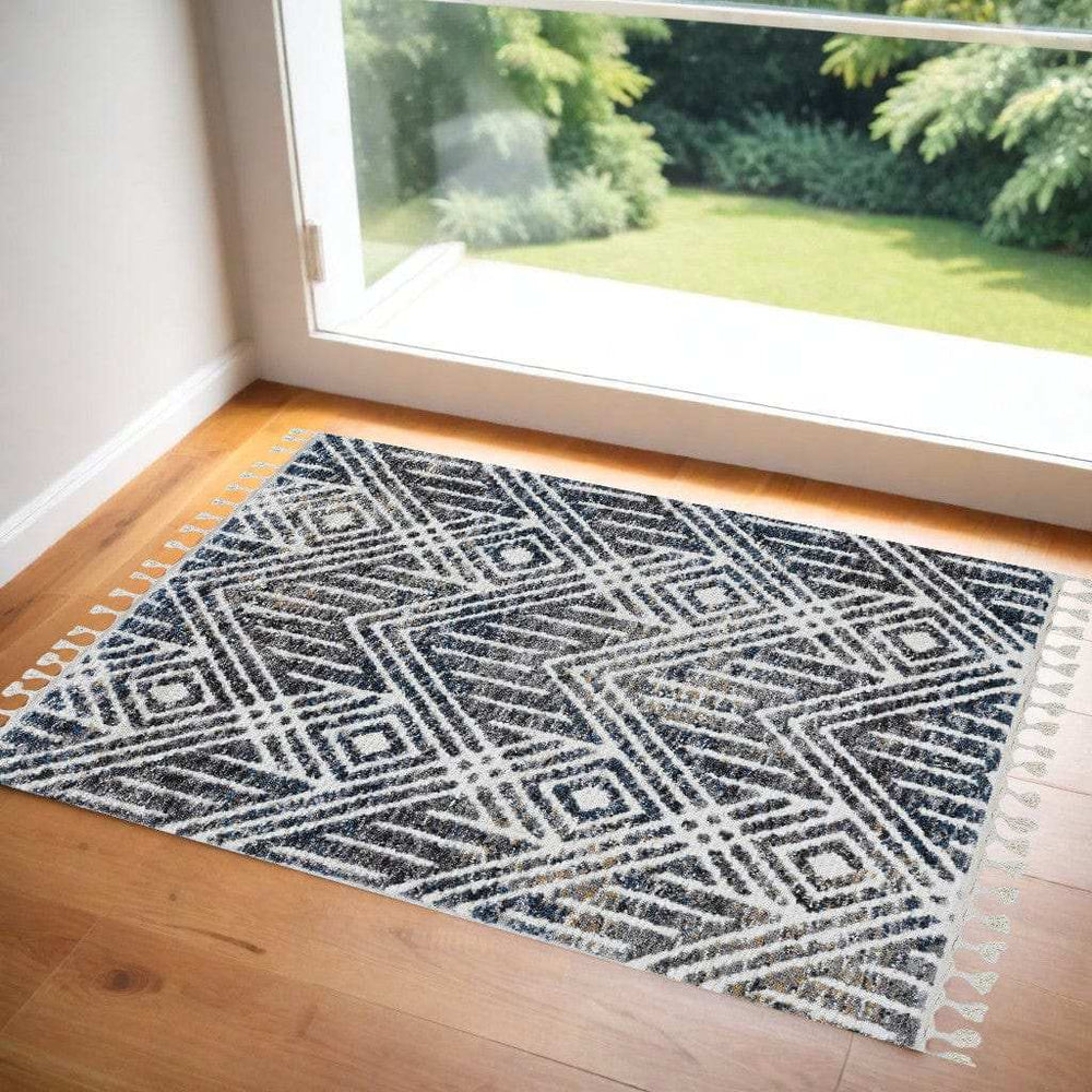3' X 5' Gray and Ivory Area Rug - Homeroots - Flyclothing LLC