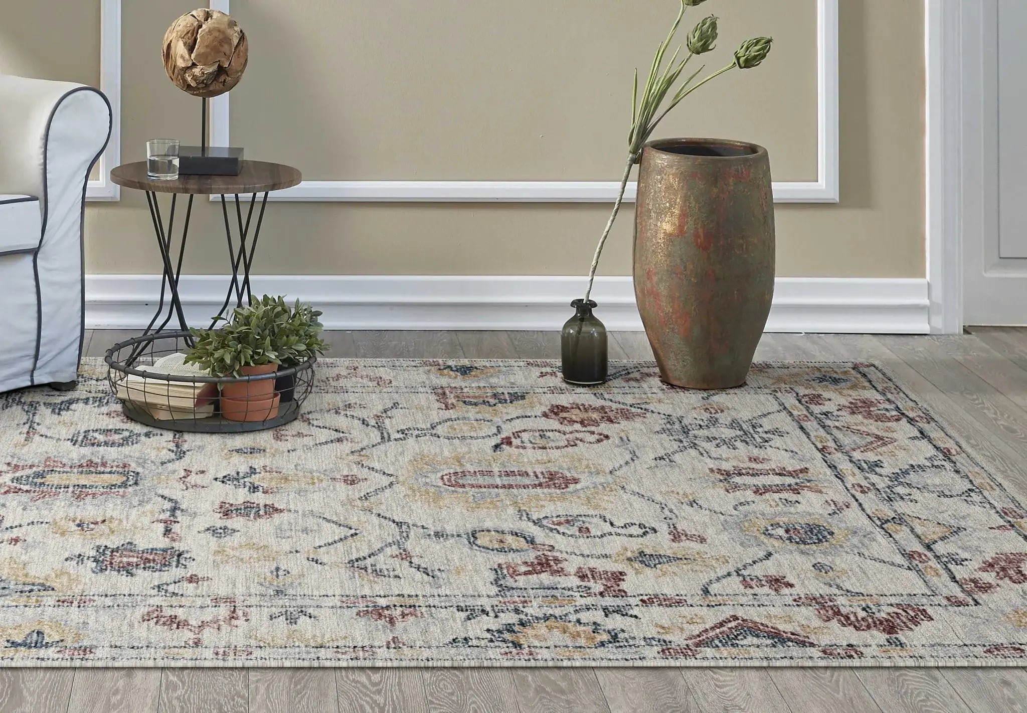 9' X 13' Ivory Hand Tufted Space Dyed Floral Traditional Indoor Area Rug - Homeroots - Flyclothing LLC