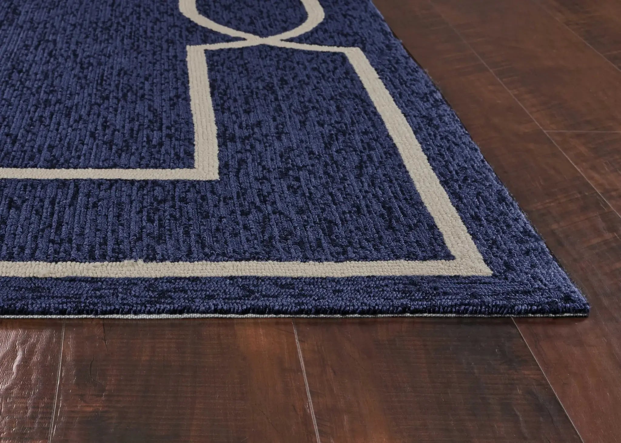 7' X 10' Navy and Ivory Geometric Hand Hooked Area Rug - Homeroots - Flyclothing LLC