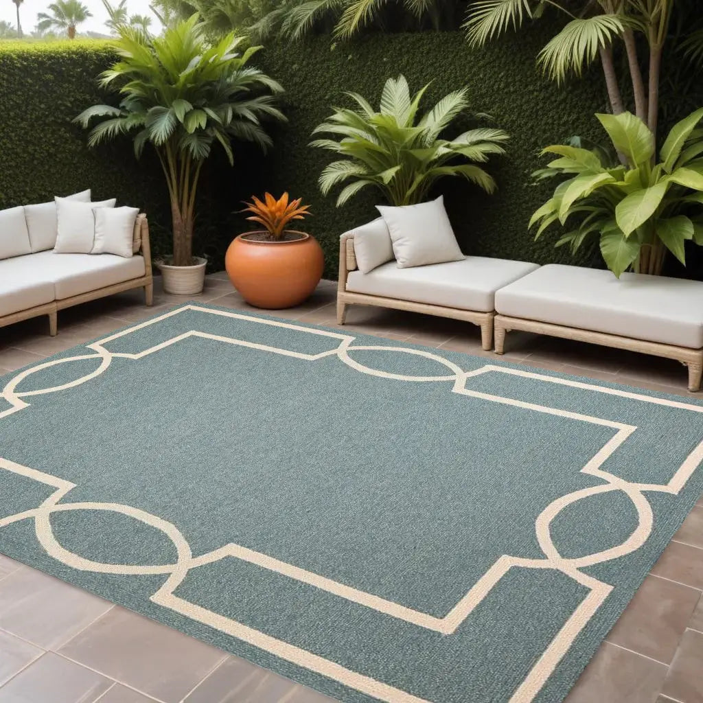 7' X 10' Gray and Ivory Round Handmade Indoor Outdoor Area Rug - Homeroots - Flyclothing LLC