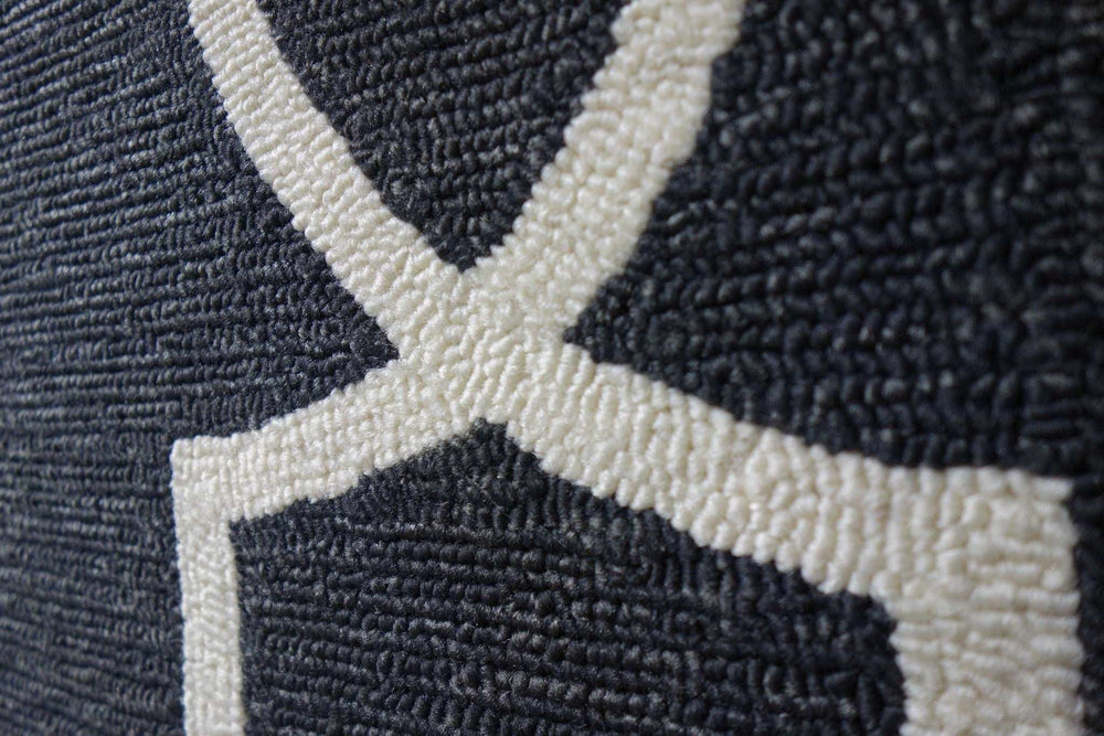 5' X 7' Gray Handmade Indoor Outdoor Area Rug - Homeroots - Flyclothing LLC