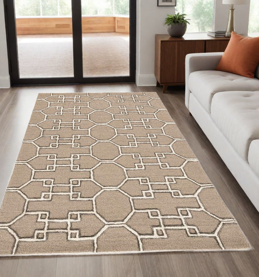 5' X 7' Gray and Ivory Wool Geometric Hand Tufted Area Rug