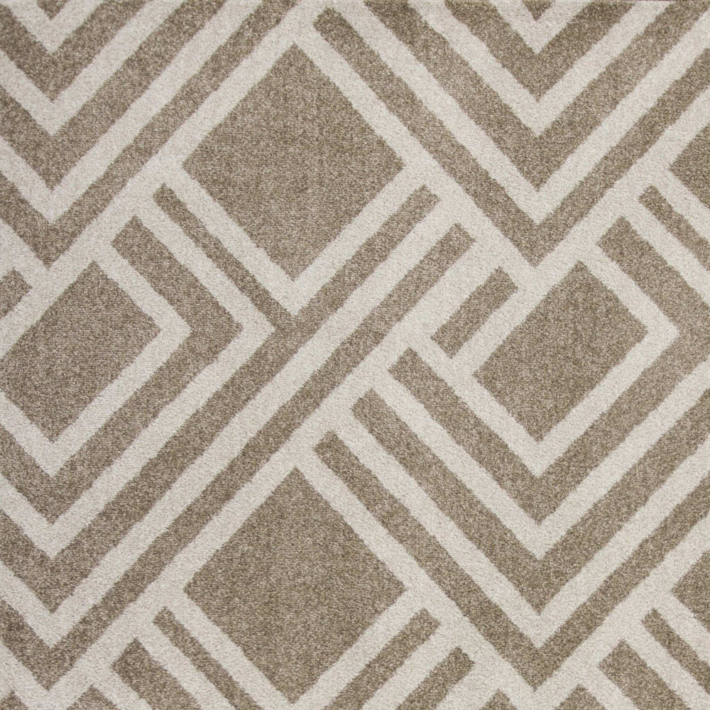 7' X 10' Beige and Ivory Geometric Indoor Outdoor Area Rug - Homeroots - Flyclothing LLC
