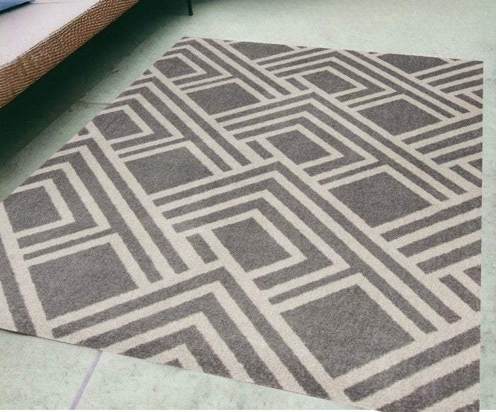 5' X 8' Gray Geometric Indoor Outdoor Area Rug - Homeroots - Flyclothing LLC