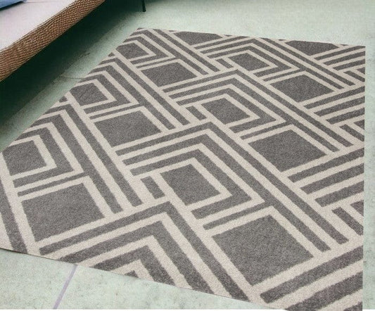 5' X 8' Gray Geometric Indoor Outdoor Area Rug